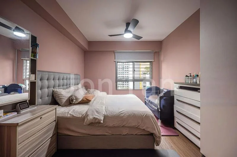 5 Room (5I) HDB for Sale in  406B Northshore Drive - Image 1