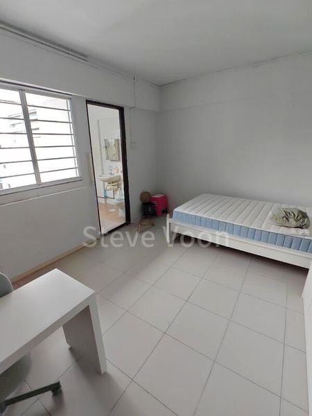 Master Room (HDB) for Rent in 114 Serangoon North Avenue 1 - Image 6