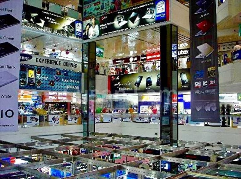 Shop / Shophouse for Sale: Sim Lim Square - Image 8