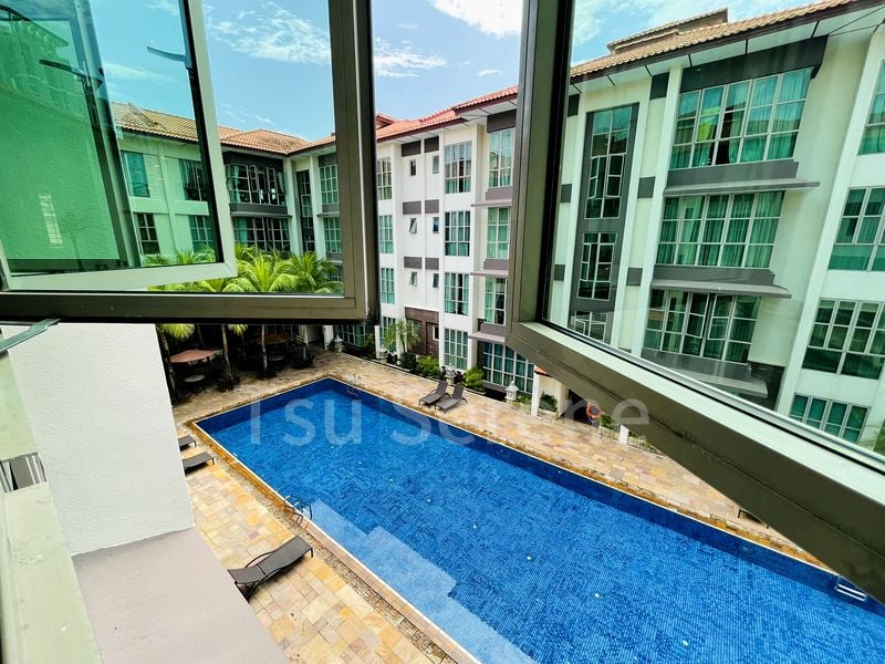 3 Bed Condo for Rent in  Landbay Condominium - Image 12