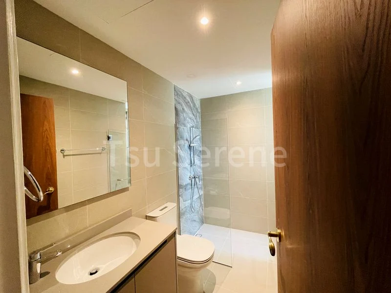 3 Bed Condo for Rent in  Landbay Condominium - Image 9