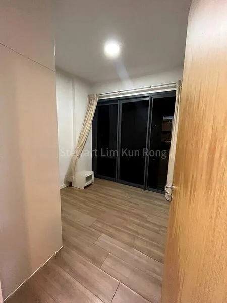 3 Bed Condo for Rent in  The Lakefront Residences - Image 6