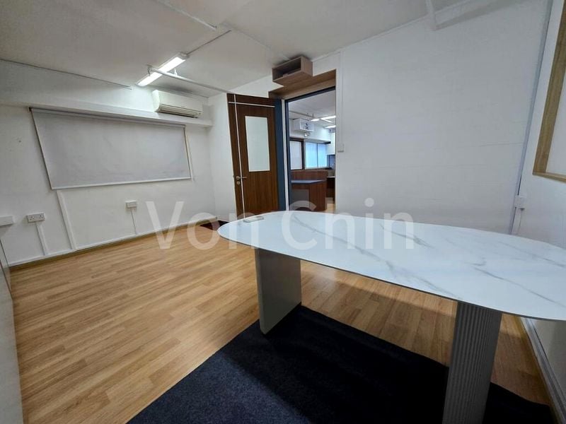 Light Industrial (B1) for Rent: North Link Building - Image 8