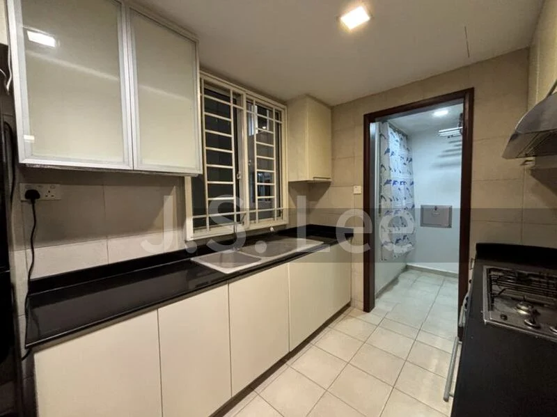 3 Bed Condo for Rent in  Rio Vista - Image 5