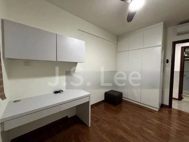 3 Bed Condo for Rent in  Rio Vista - Image 4