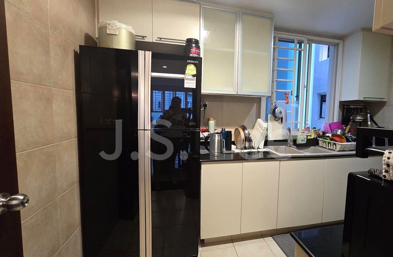 3 Bed Condo for Rent in  Rio Vista - Image 6