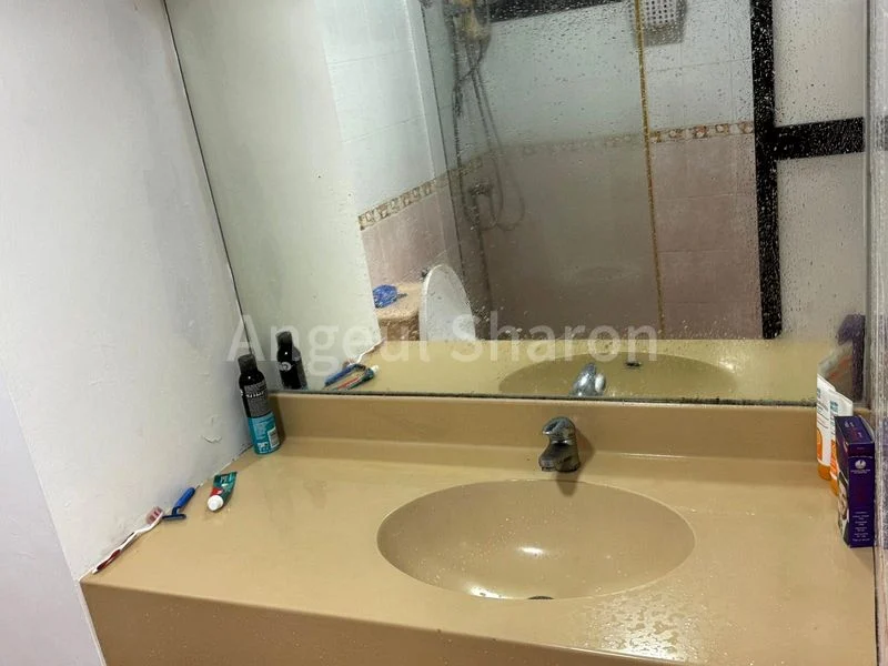 Master Room (HDB) for Rent in  356B Admiralty Drive - Image 3