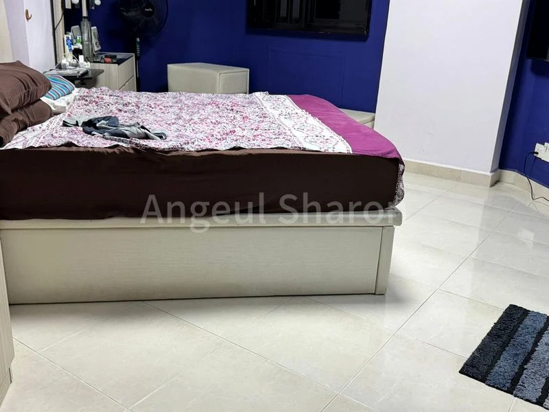 Master Room (HDB) for Rent in  356B Admiralty Drive - Image 5