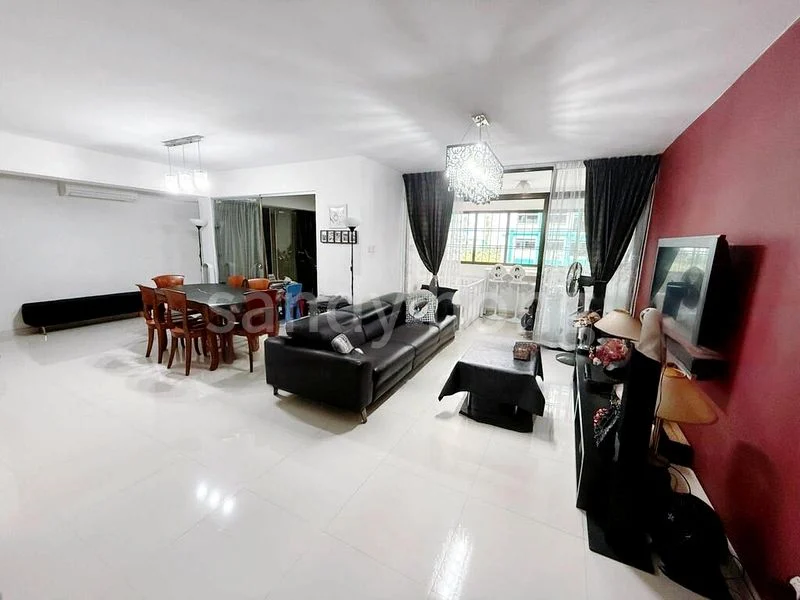 Executive HDB for Sale in 626 Jurong West Street 65 - Image 17