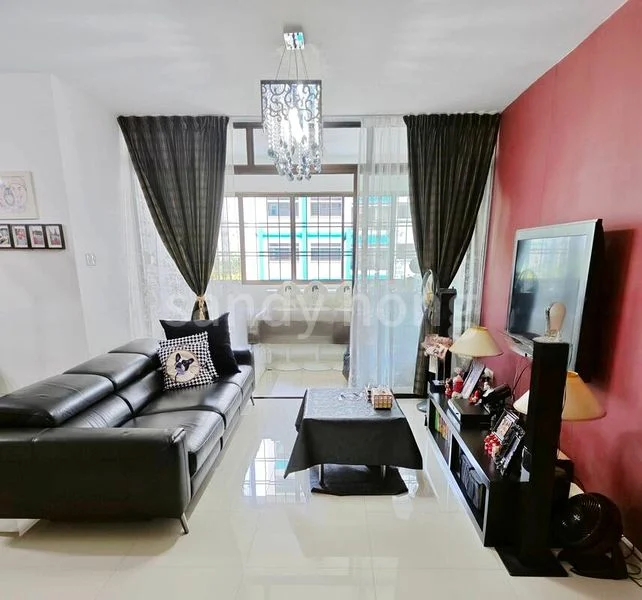 Executive HDB for Sale in 626 Jurong West Street 65 - Image 1