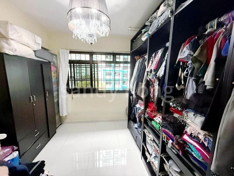 Executive HDB for Sale in 626 Jurong West Street 65 - Image 12