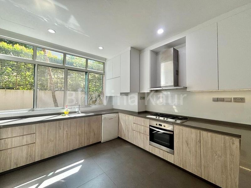 4+1 Bed Condo for Rent in  Nassimville - Image 13