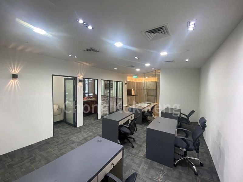 Office for Rent: Plus, 2,500 Sq Ft, 123 Main Street - Image 12