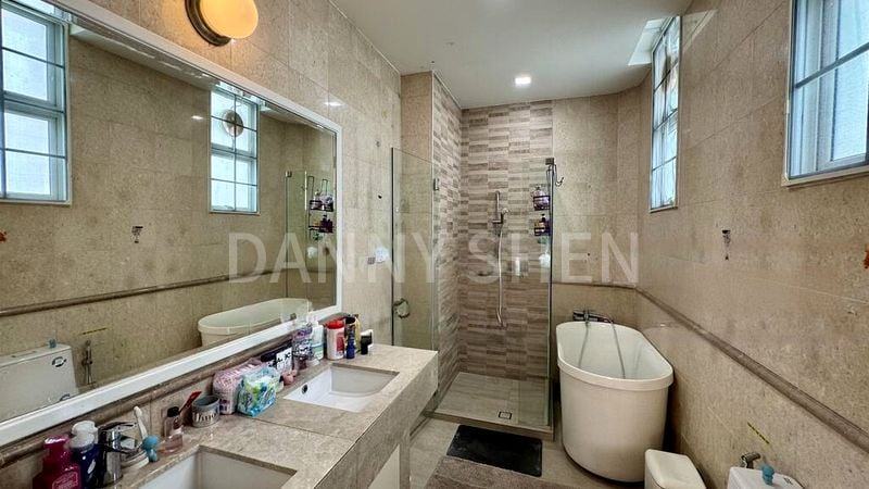 5 Bed Semi-Detached House (Landed) for Sale in  Burgundy Hill - Image 3