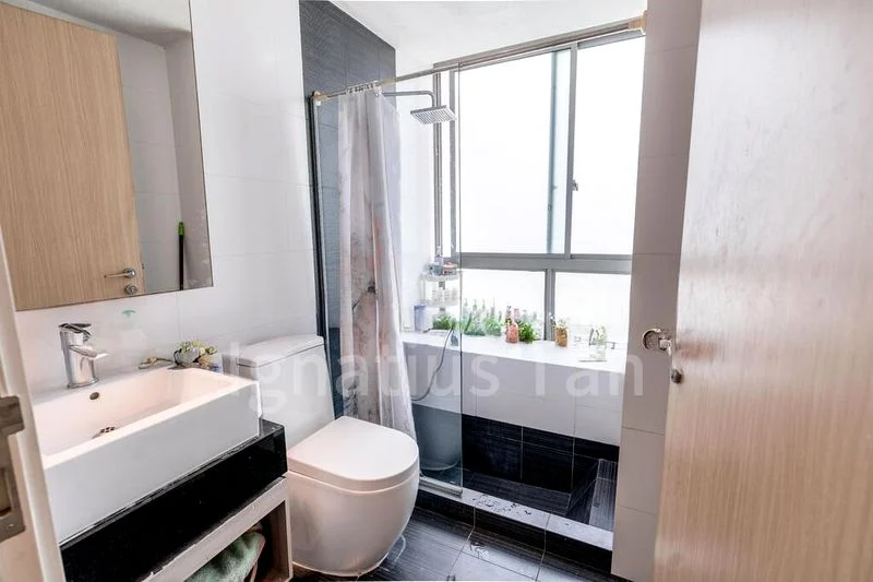 2 Bed Condo for Sale in  Newton Edge - Image 7