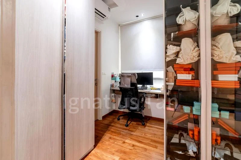 2 Bed Condo for Sale in  Newton Edge - Image 5