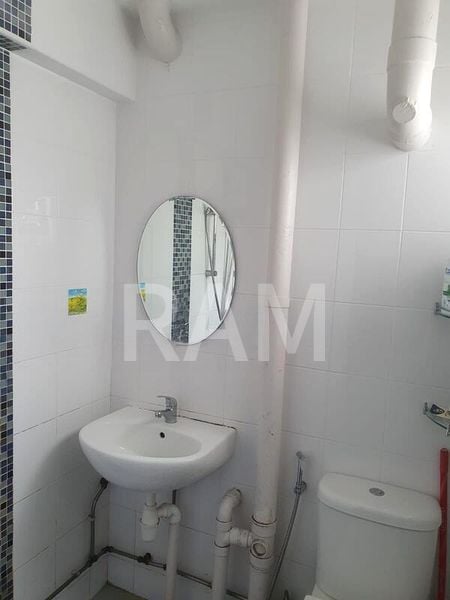 Master Room (HDB) for Rent in 5 Delta Avenue - Image 5