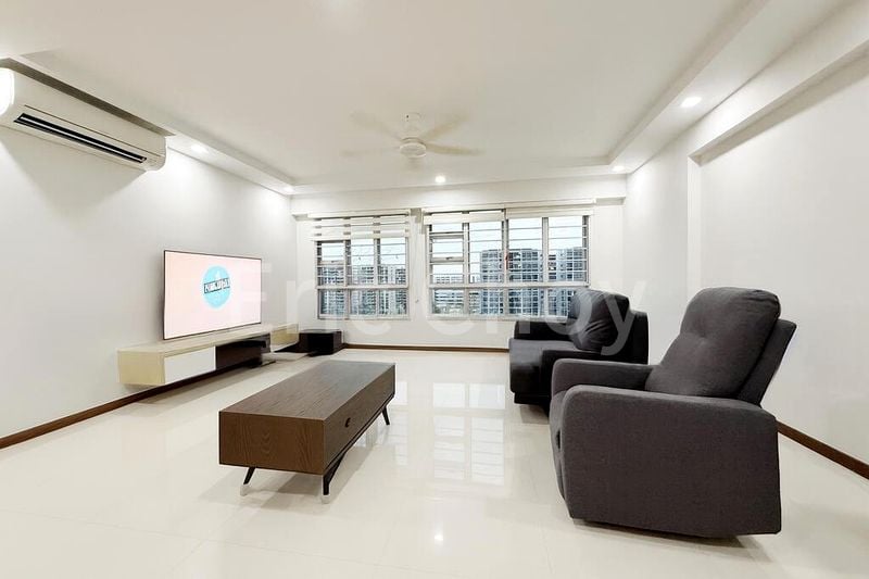 5 Room (5I) HDB for Rent in  234B Sumang Lane - Image 9