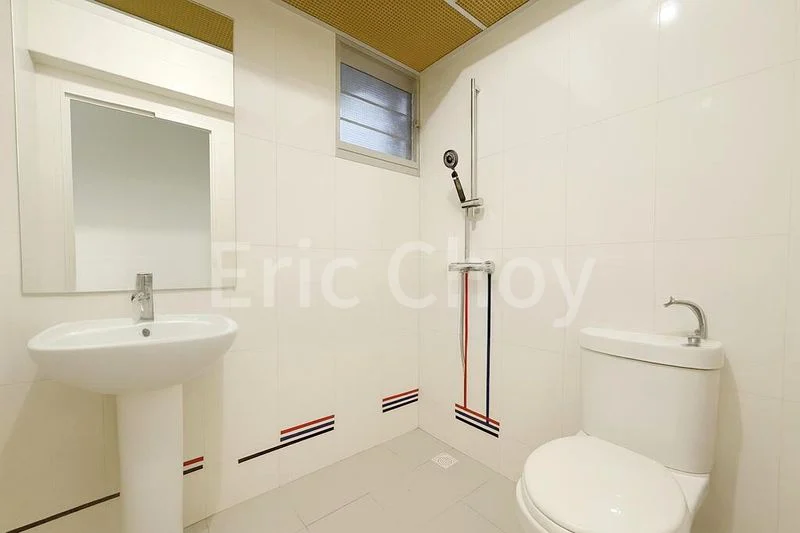 5 Room (5I) HDB for Rent in  234B Sumang Lane - Image 15