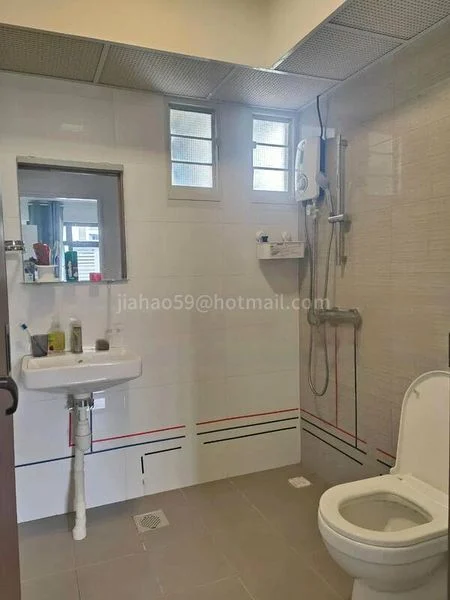 Common Room (HDB) for Rent in  230 Simei Street 4 - Image 3