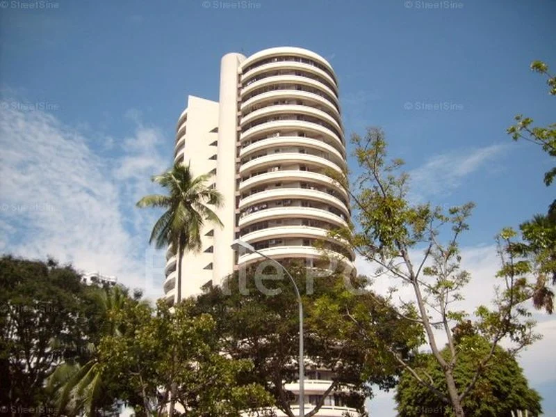 3+1 Bed Condo for Rent in  Hawaii Tower - Image 1