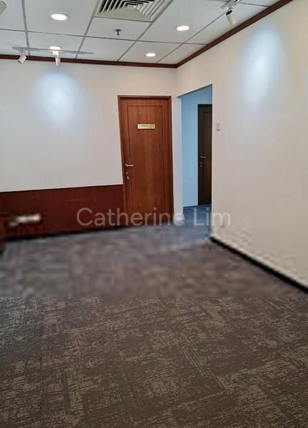 Office for Rent: Peninsula Plaza - Image 1