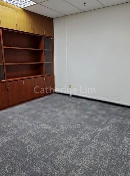 Office for Rent: Peninsula Plaza - Image 5