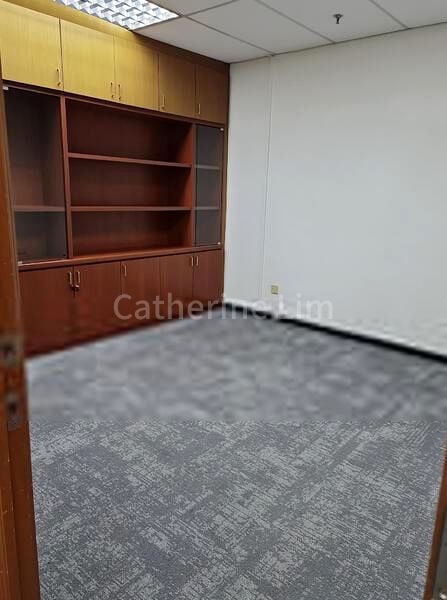 Office for Rent: Peninsula Plaza - Image 3