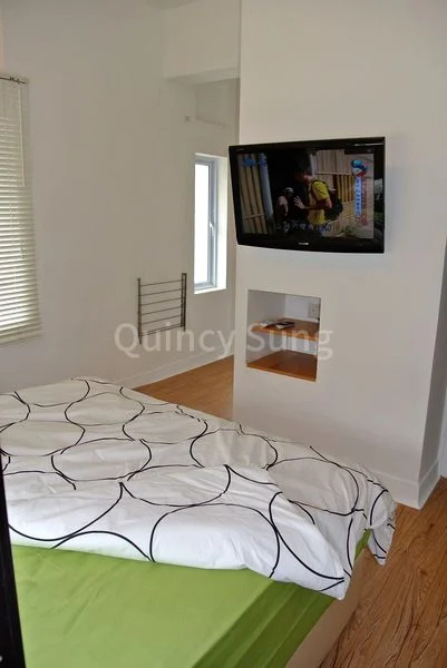 1 Bed Walk-up Apartment (Condo) for Rent in Tiong Bahru Estate - Image 5