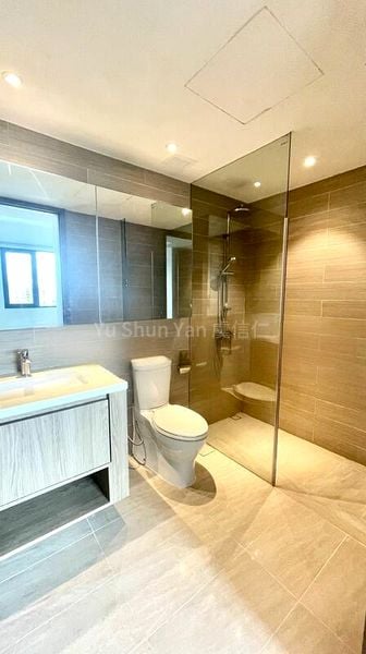 2 Bed Condo for Rent in  Kingsford Waterbay - Image 8