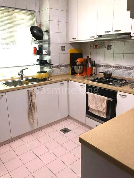 5 Bed Semi-Detached House (Landed) for Rent in Gentle Villas - Image 1