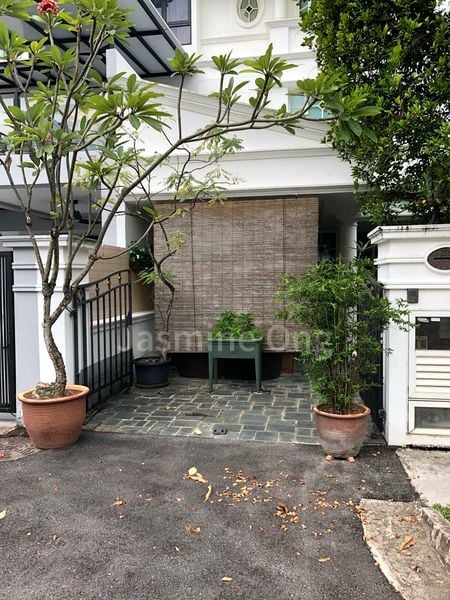 5 Bed Semi-Detached House (Landed) for Rent in Gentle Villas - Image 4