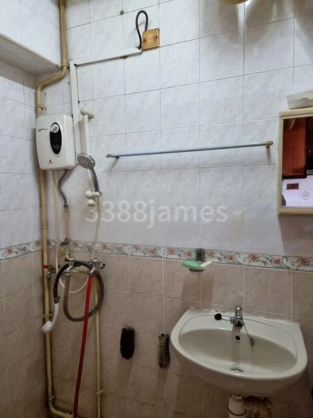 Common Room (HDB) for Rent in 19 Cantonment Close - Image 3