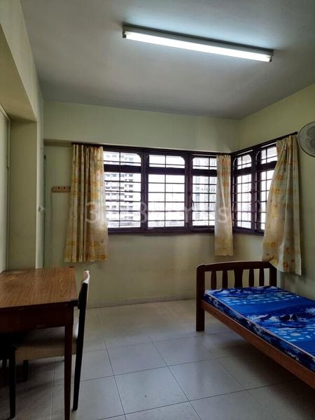 Common Room (HDB) for Rent in 19 Cantonment Close - Image 4