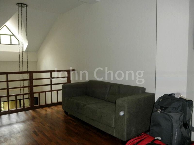 4 Bed Terraced House (Landed) for Rent in  Woodgrove Estate - Image 5