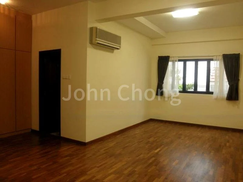 4 Bed Terraced House (Landed) for Rent in  Woodgrove Estate - Image 7