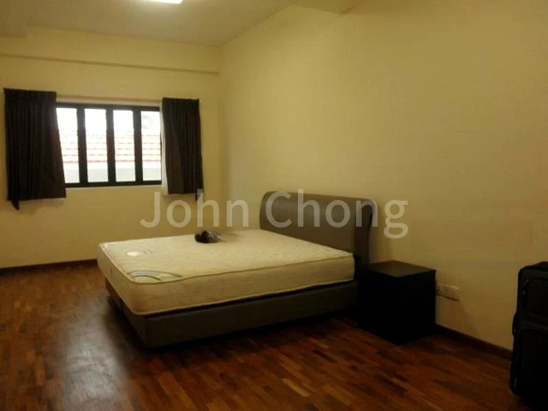 4 Bed Terraced House (Landed) for Rent in  Woodgrove Estate - Image 6