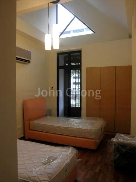 4 Bed Terraced House (Landed) for Rent in  Woodgrove Estate - Image 9