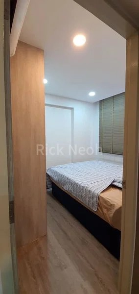 Common Room (HDB) for Rent in  418 Hougang Avenue 8 - Image 1