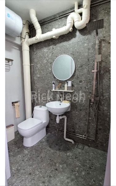Common Room (HDB) for Rent in  418 Hougang Avenue 8 - Image 10