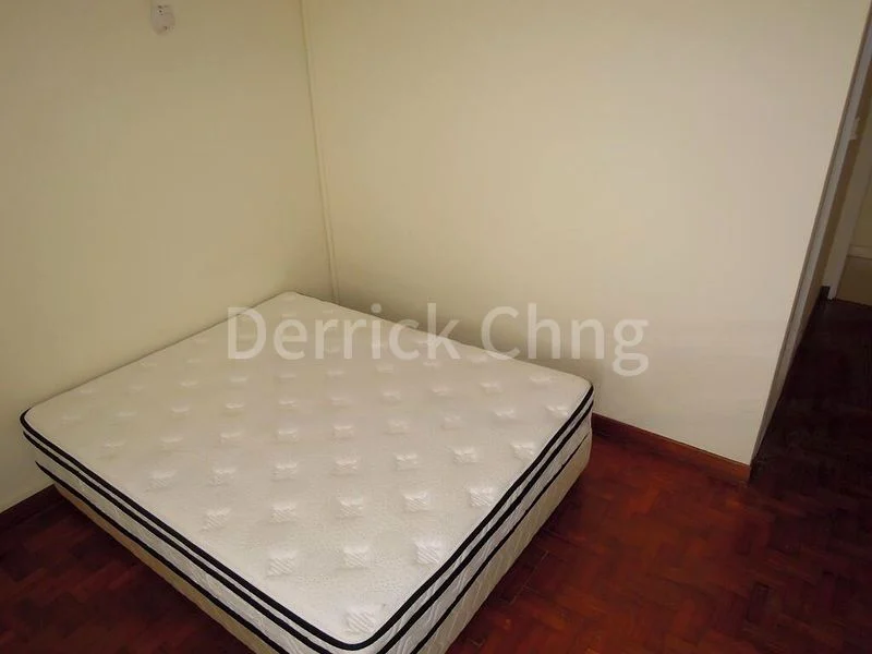 2 Bed Condo for Rent in  Bayshore Park - Image 9