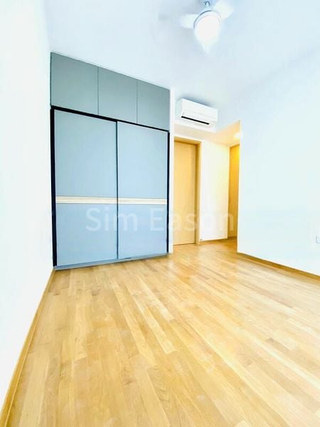 4 Bed Condo for Sale in  Twin VEW - Image 6