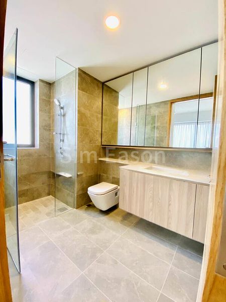 4 Bed Condo for Sale in  Twin VEW - Image 10