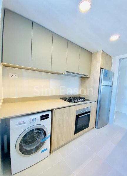 4 Bed Condo for Sale in  Twin VEW - Image 5