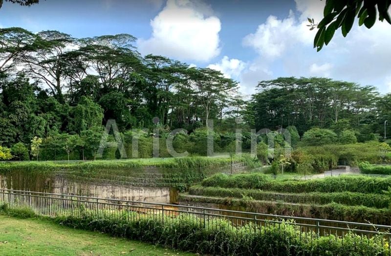 5 Bed Bungalow (Landed) for Sale in  Holland Green - Image 1