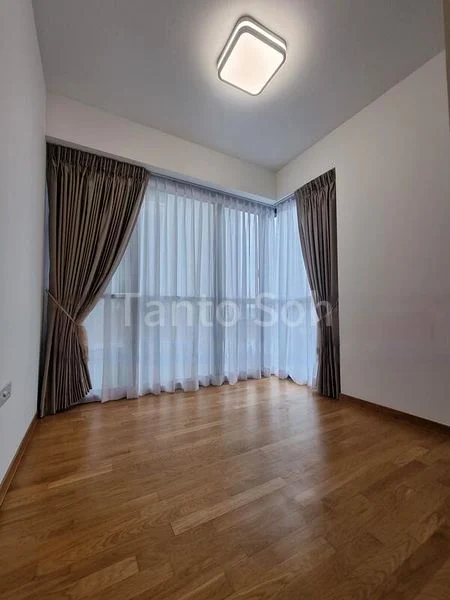 4 Bed Condo for Rent in  Twin VEW - Image 6