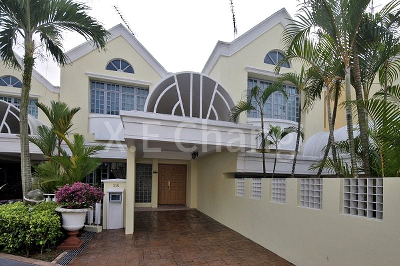 4+1 Bed Terraced House (Landed) for Rent in  Chancery Grove - Image 16