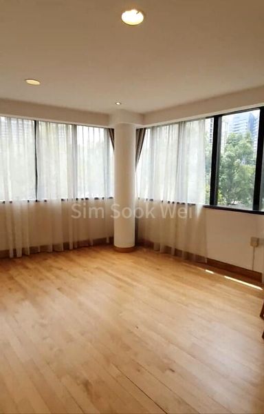 3 Bed Condo for Rent in  Grange 70 - Image 4