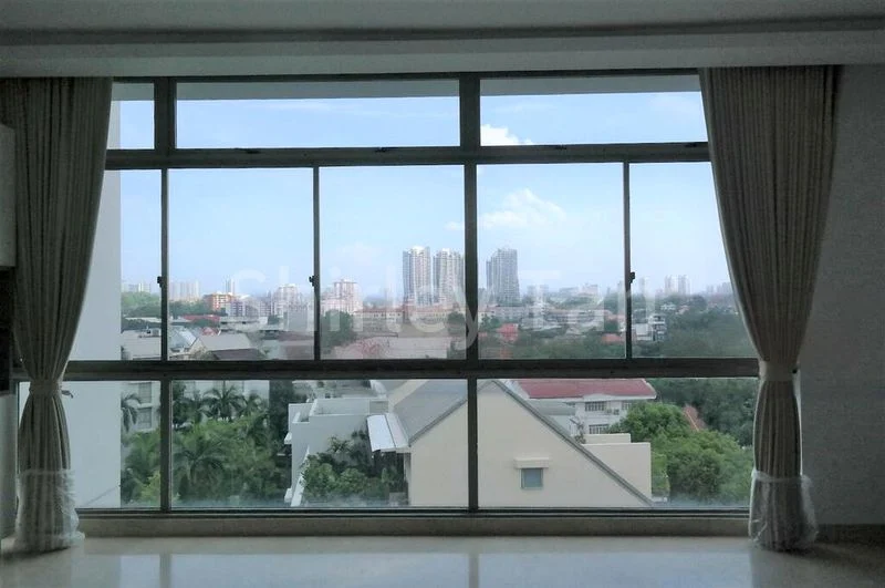 4 Bed Condo for Rent in  The Shelford - Image 6