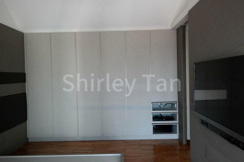 4 Bed Condo for Rent in  The Shelford - Image 16